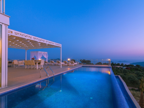  gece  -  Kasım
  | Akbel Kalkan’da Özel Havuzlu Lüks Villa 